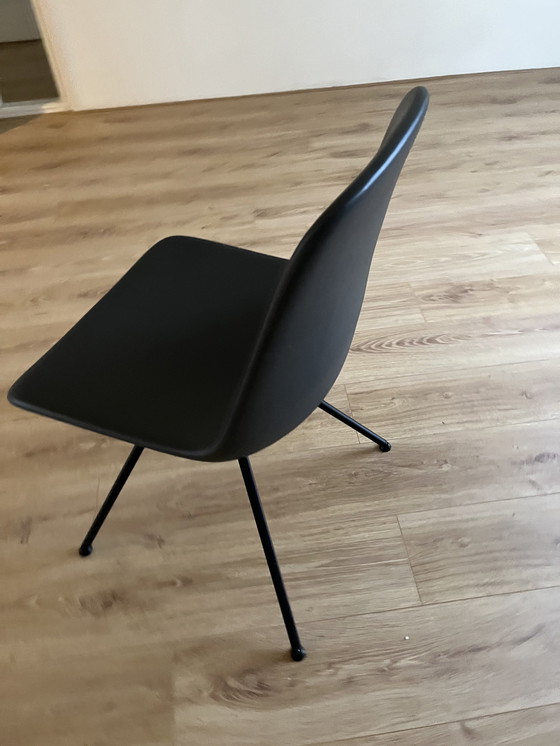 Image 1 of Strain Eetkamertafel Plus 8 Tonon Step Stoelen