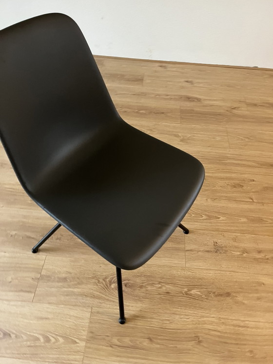 Image 1 of Strain Eetkamertafel Plus 8 Tonon Step Stoelen