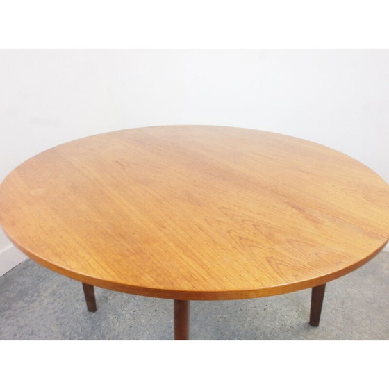 Image 1 of Vintage teakfineer ronde uitschuifbare eettafel 1950