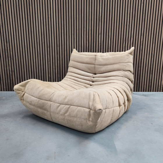 Image 1 of Ligne Roset Togo beige microvezel