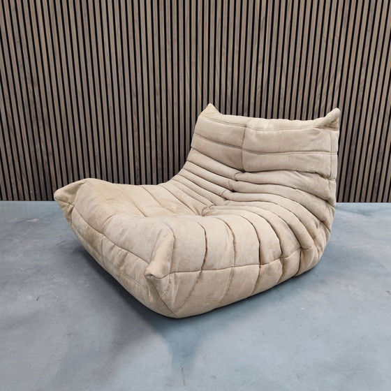 Image 1 of Ligne Roset Togo beige microvezel