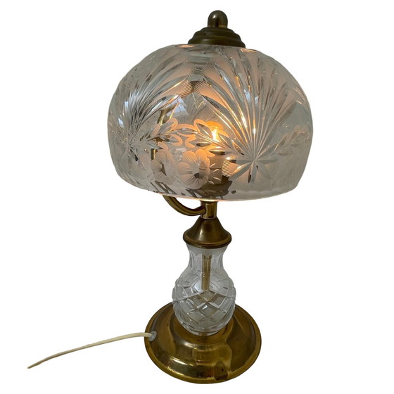 Image 1 of Vintage / Hollywood Regency - Kristallen glazen tafellamp met messing voet - In uitstekende staat