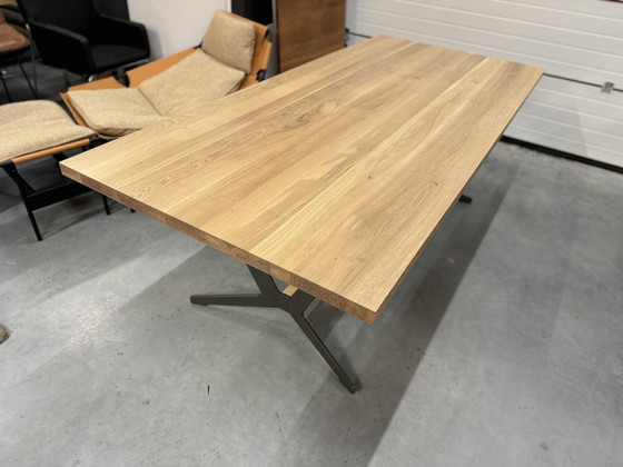 Image 1 of Rolf Benz 921 Eetkamertafel Eiken hout l220