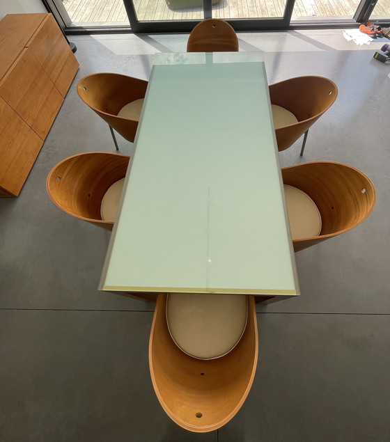 Image 1 of 6x Starck Cortes stoelen. tafel en commode