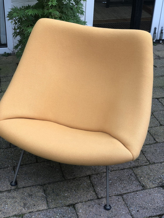 Image 1 of Artifort Model Oyster Fauteuil Ontwerp P Paulin