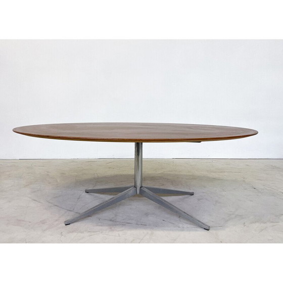 Image 1 of Mid-eeuwse ovale eettafel van Florence Knoll, jaren 1960