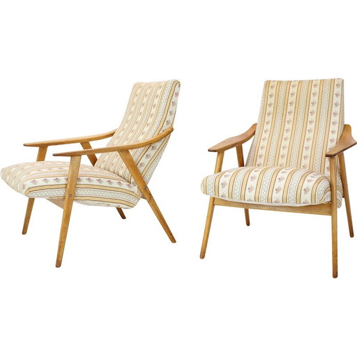 Mid Century armstoel van hout en stof, Tsjecho-Slowakije 1960