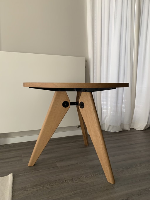 Vitra Guéridon ronde tafel van Jean Prouvé