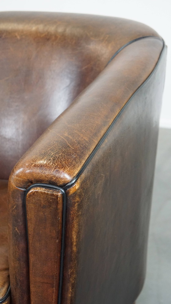 Image 1 of Donkere Schapenleren Clubfauteuil