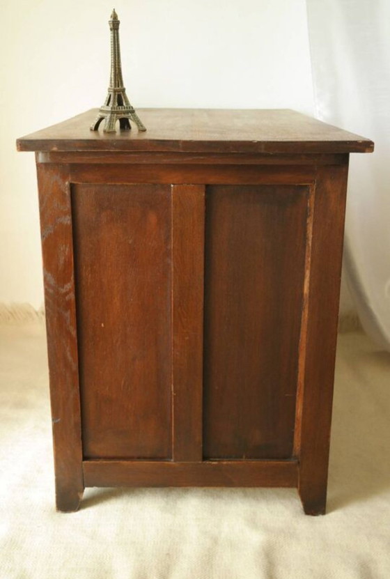 Image 1 of Vintage eikenhouten bureau met voet