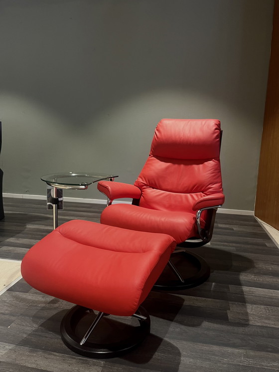 Image 1 of Stressless Fauteuil + Hocker View Signature