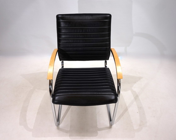 Image 1 of Thonet S74 leren eetkamerstoel van Josef Gorica, 1990