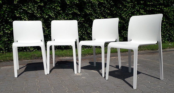 Image 1 of 3+1 Magis Chair First ontwerp Stefano Giovannoni, stapelbaar