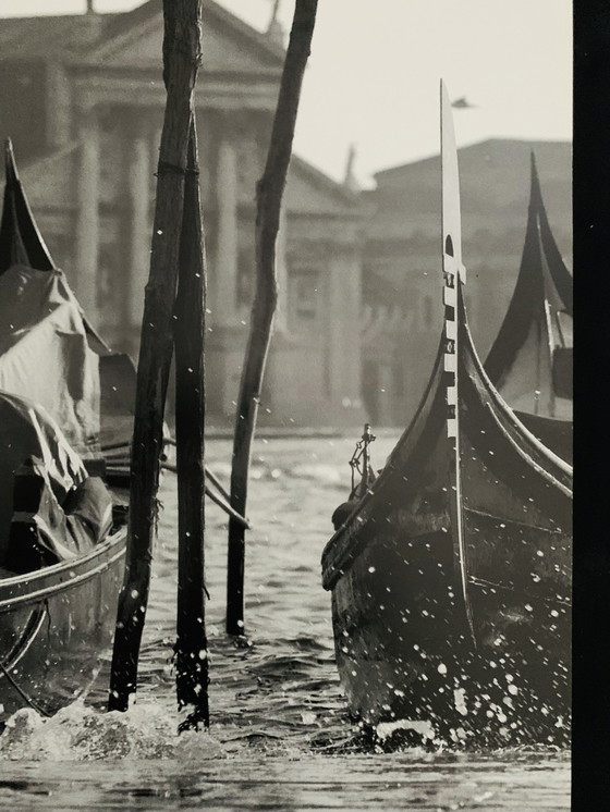 Image 1 of Lithografische Foto Print, "Venice Black and White". Origineel Vintage Posterjaar 1996.