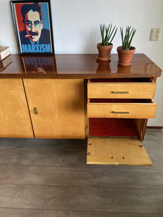 Image 1 of Vintage mid-century dressoir