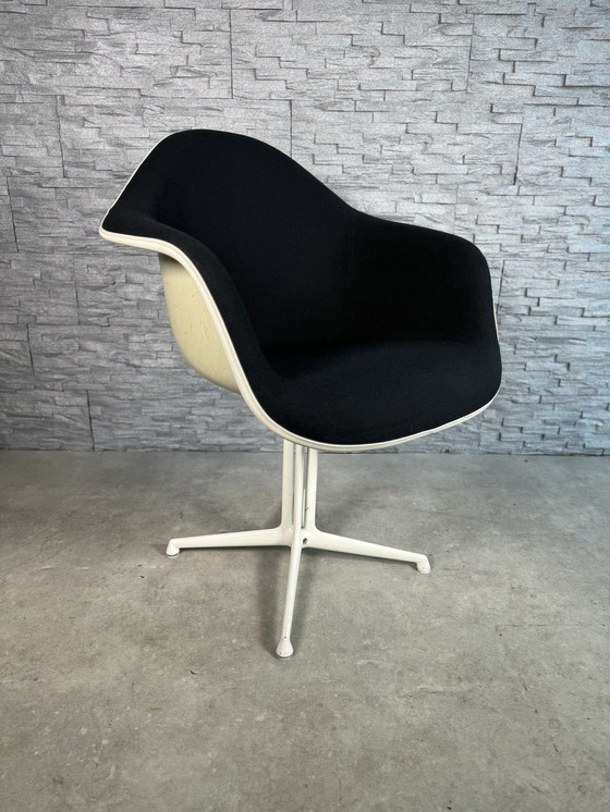 Image 1 of Vitra La Fonda Fiberglass Armchair Eames