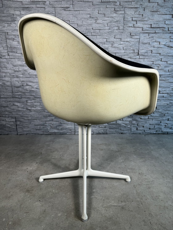 Image 1 of Vitra La Fonda Fiberglass Armchair Eames