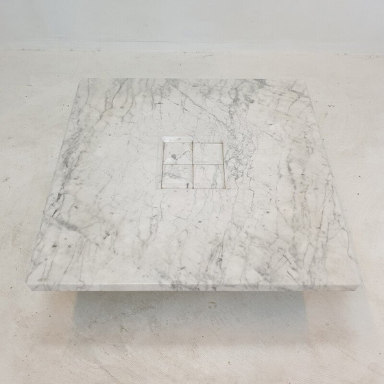 Image 1 of Italiaanse vintage Carrara marmeren salontafel, jaren 1990