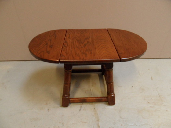 Image 1 of Brutalist eiken bijzet tafel 1960's