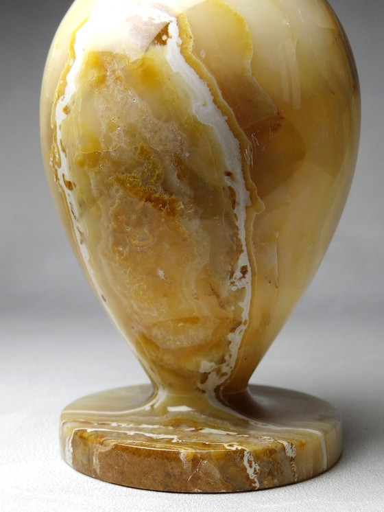 Image 1 of Kleine Honing Onyx Baluster Vaas Vintage Italië 60er jaren