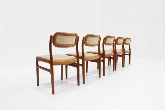 Image 1 of Set Vintage Deense Eetkamer Stoelen Teak Uldum Mobelfabrik Johannes Andersen