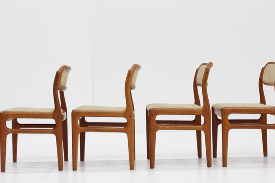 Image 1 of Set Vintage Deense Eetkamer Stoelen Teak Uldum Mobelfabrik Johannes Andersen