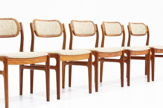 Image 1 of Set Vintage Deense Eetkamer Stoelen Teak Uldum Mobelfabrik Johannes Andersen