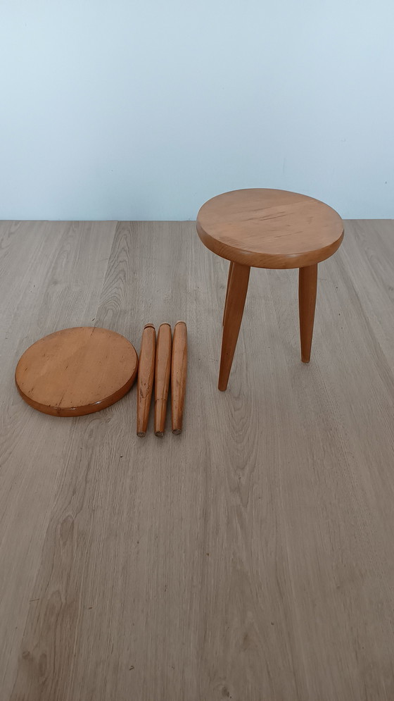 Image 1 of Twee Houten Vijftiger Jaren Kinderkrukjes