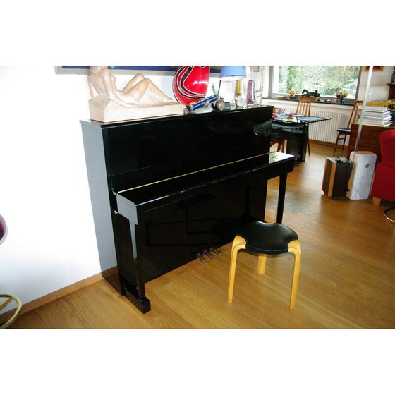 Image 1 of Vintage berken en lederen kruk van Alvar Aalto voor Artek, 1960