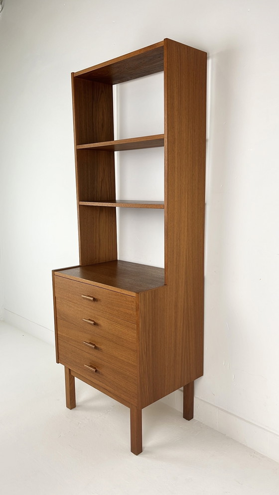 Image 1 of Zweedse Vintage Teak Fineren Kast 