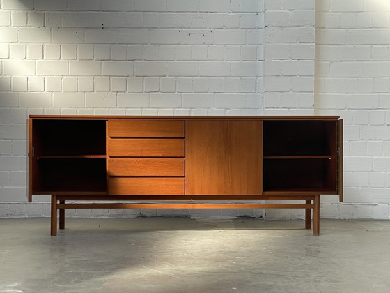 Image 1 of Mid Century Dressoir van teakhout