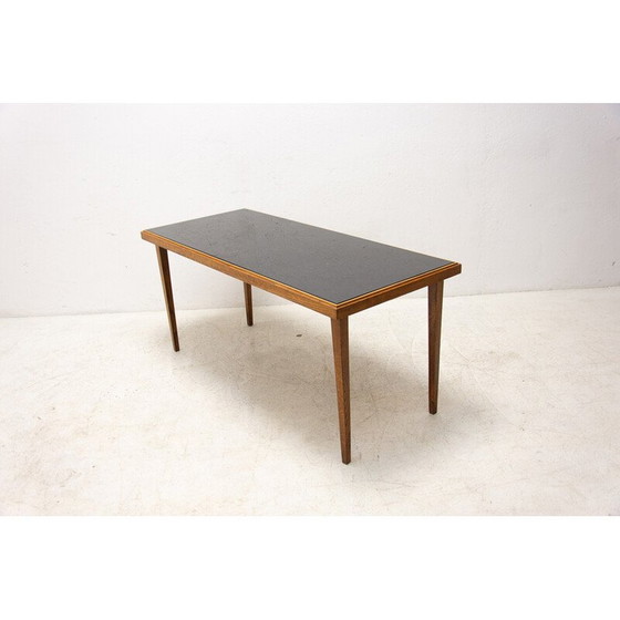 Image 1 of Mid century opaxiet glazen salontafel, Tsjecho-Slowakije 1960
