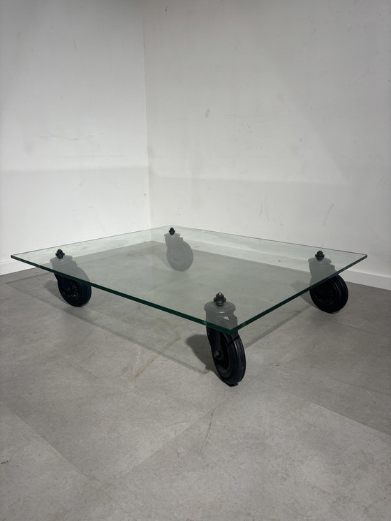 Image 1 of Salontafel van Fontana Arte "Tavolo con Ruote