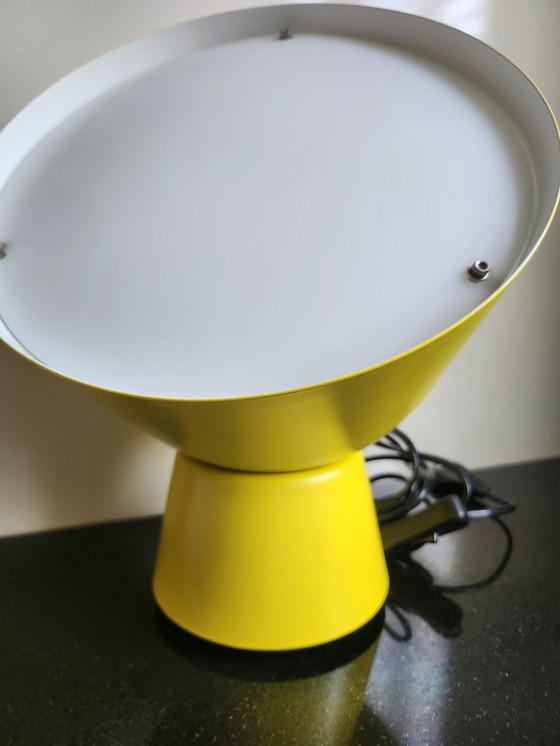 Image 1 of Ola wihlborg lamp geel