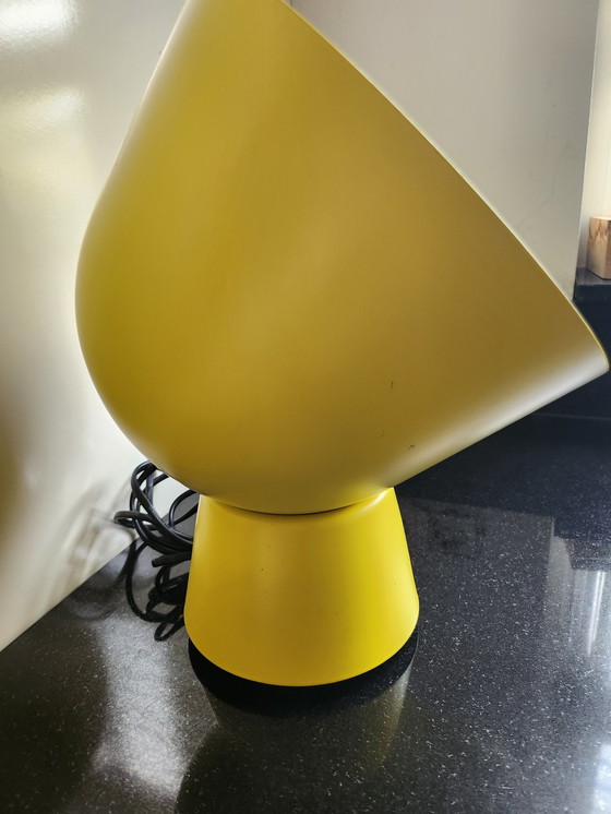 Image 1 of Ola wihlborg lamp geel