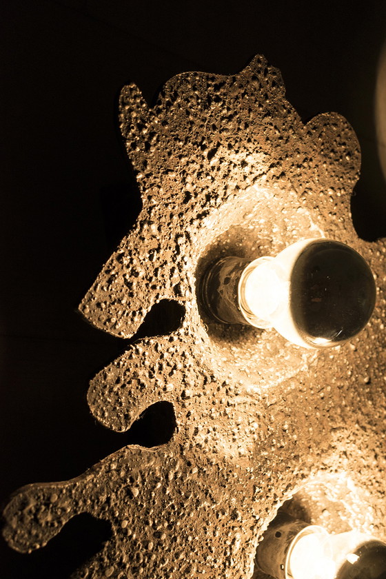 Image 1 of Brutalistische metalen wandlamp