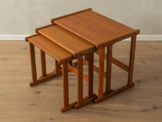 Image 1 of 3X Deense Nesttafels