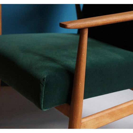 Image 1 of Vintage fauteuil in beukenhout, groen fluweel en messing, 1960