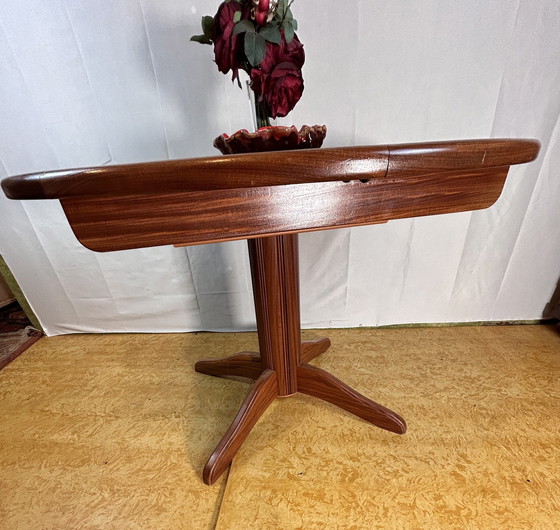Image 1 of Mid Century Retro Vintage Teak Ronde Uitschuifbare Eettafel Door Gplan 1970