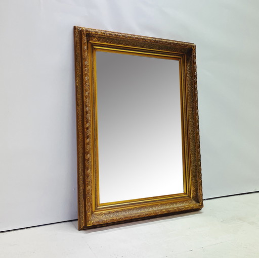 Klassieke spiegel met gouden frame