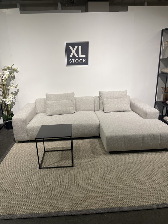 Image 1 of Xl Stock Lounge Bank