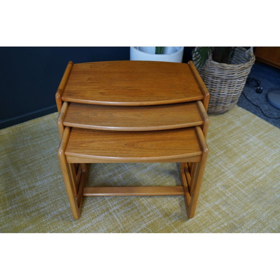 Image 1 of Mid century Zweedse nesttafels van licht teakhout