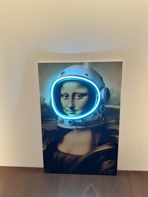 Image 1 of LedMansion Gioconda Astronaut Licht Blauw PopArt Muurkunst Led Lamp