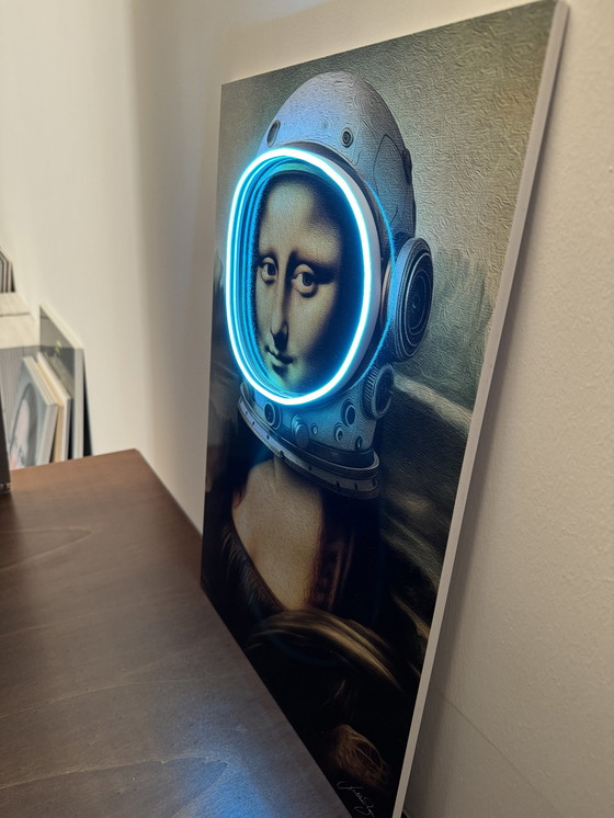 Image 1 of LedMansion Gioconda Astronaut Licht Blauw PopArt Muurkunst Led Lamp