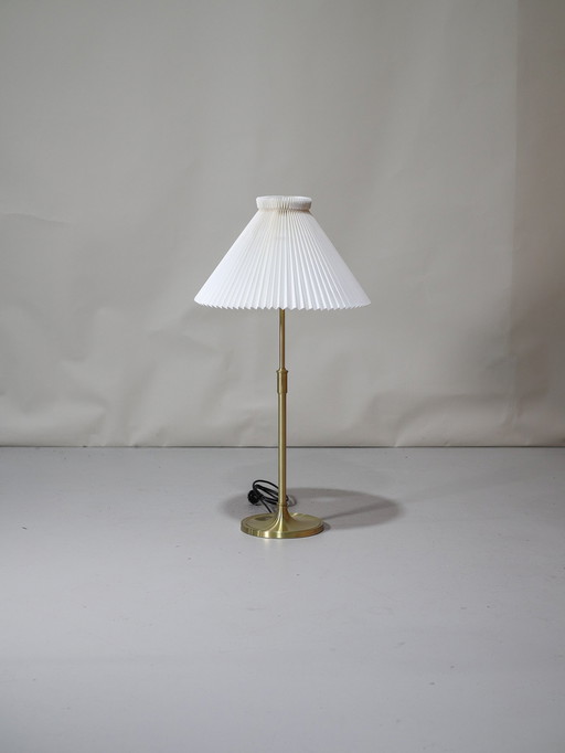 Le Klint 328 Tafellamp Deens Vintage Messing Plissé Kap