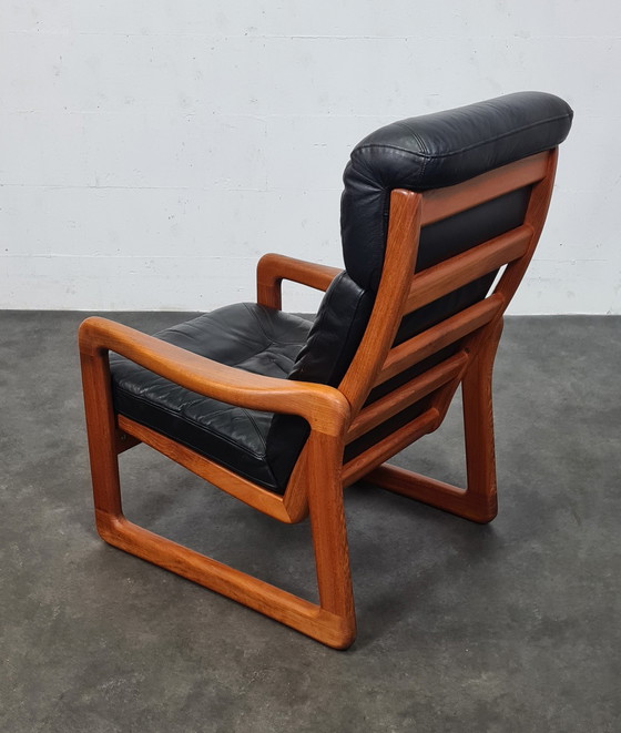 Image 1 of Poul jeppensen highback fauteuil 