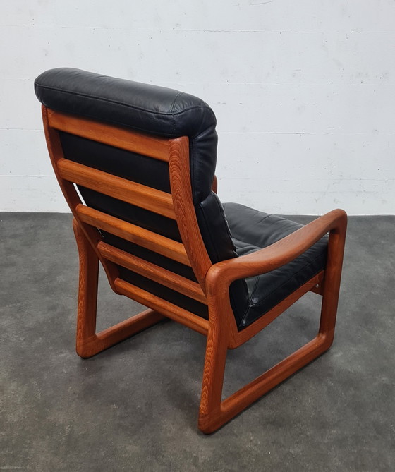 Image 1 of Poul jeppensen highback fauteuil 