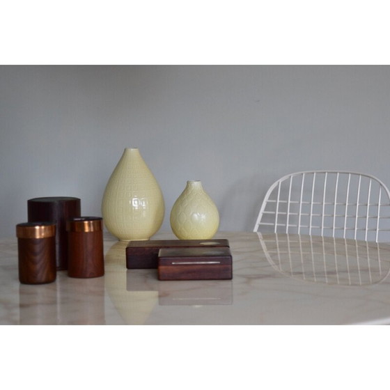 Image 1 of Paar vintage lichtgele aardewerk vazen Niels Thorsonn Aluminia Royal Copenhagen, 1950