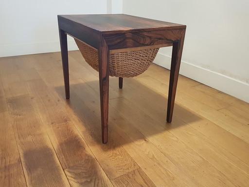 Sidetable van Severin Hansen voor Haslev Møbelsnedkeri