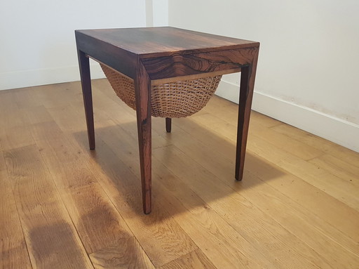 Sidetable van Severin Hansen voor Haslev Møbelsnedkeri